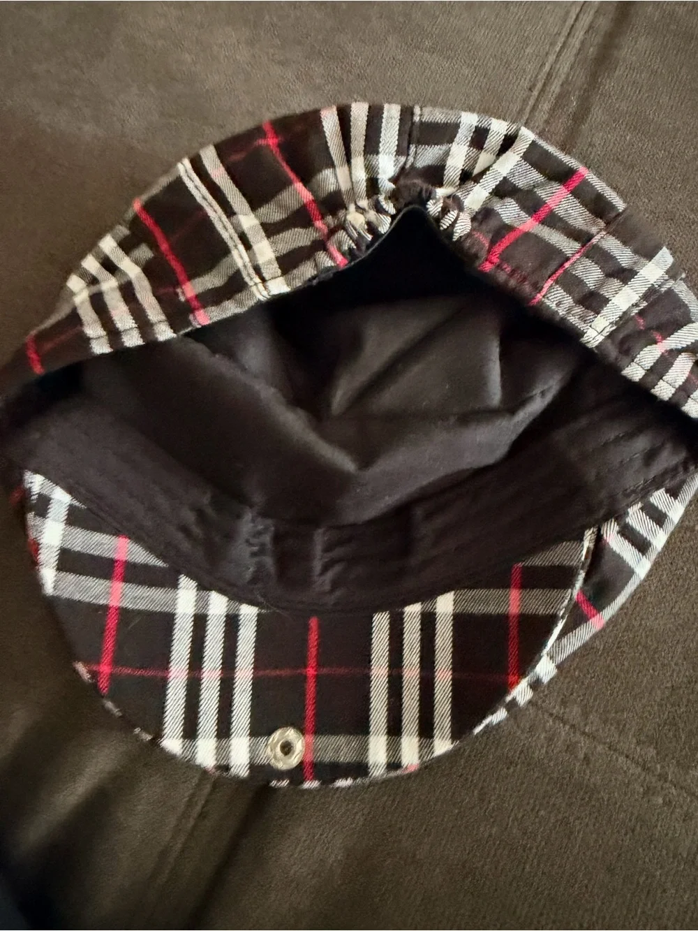 Plaid Kids Newsboy Cap with Crest - Black/White/Red